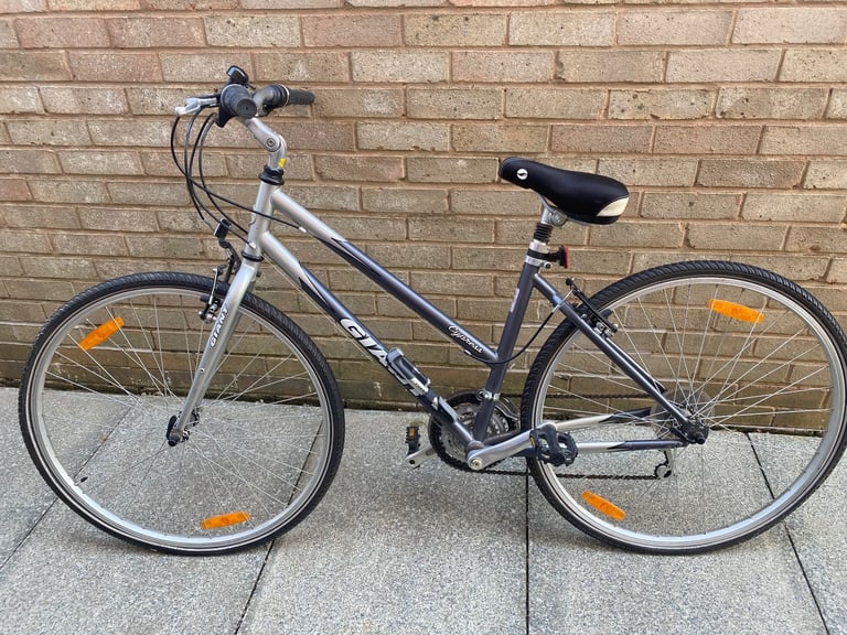 Ladies Giant Cypress bike 