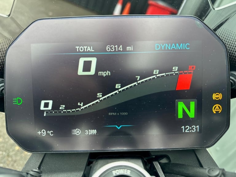 2019/69 BMW F900R SE Motorcycle 