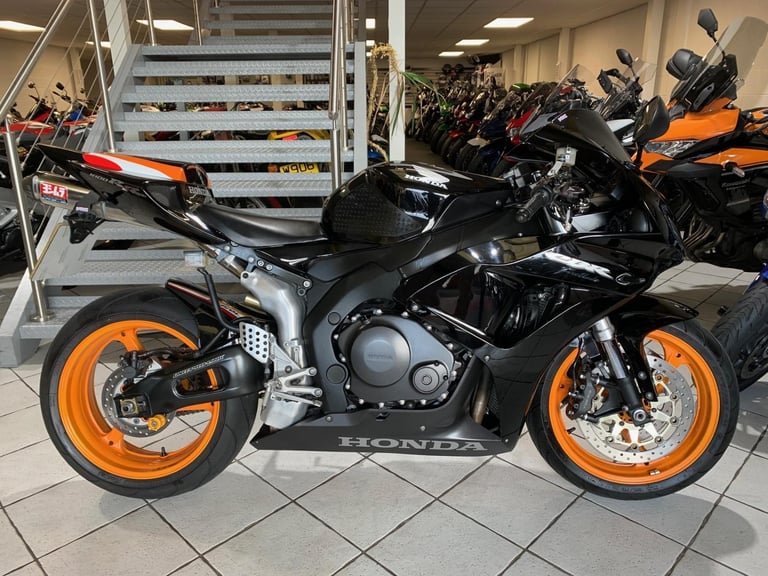 Honda CBR 1000 RR FIREBLADE 2006