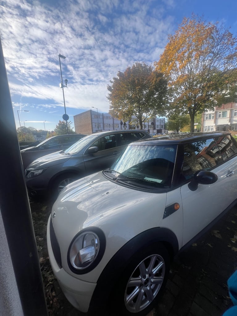 Mini, HATCHBACK, Hatchback, 2009, Semi-Auto, 1598 (cc), 3 doors