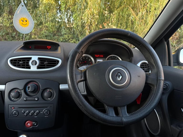 2009 Renault Clio 1.2 TCe 16v Dynamique 3dr HATCHBACK Petrol Manual