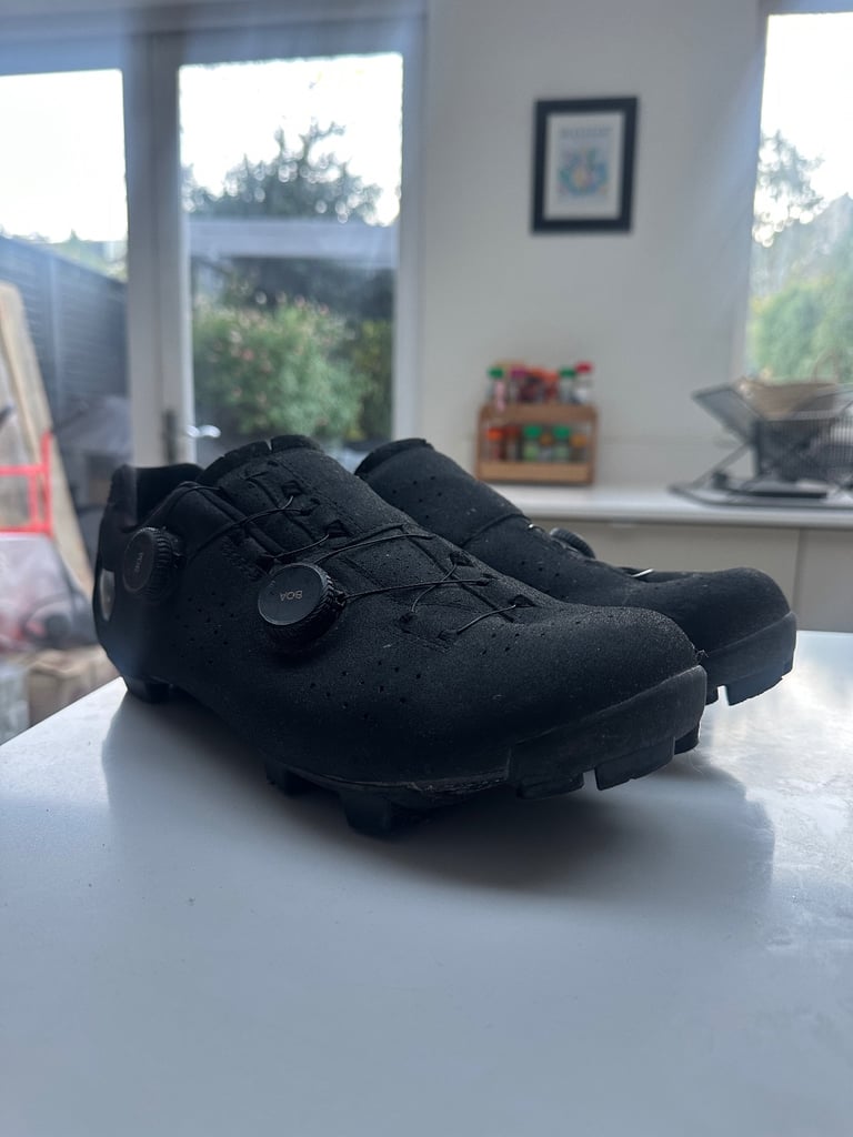 image for Lake Cycling MX333 Size EU 46 Regular