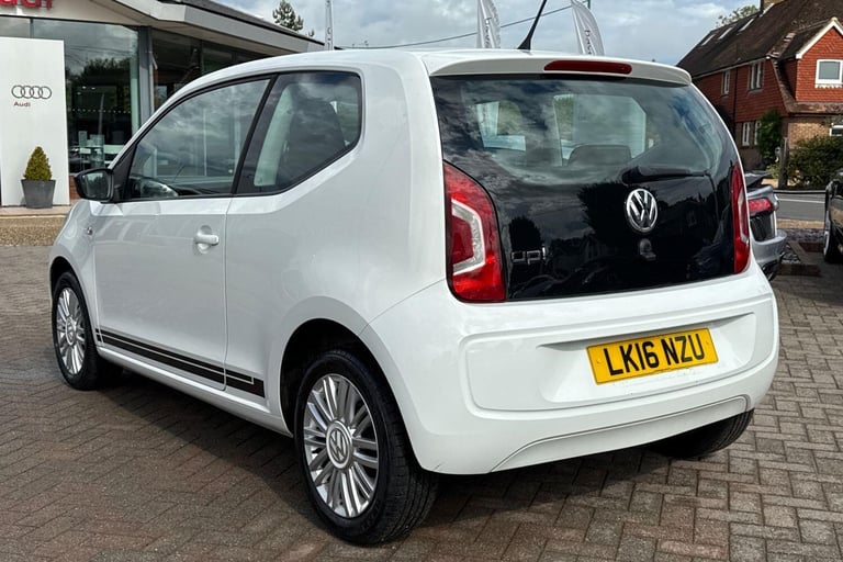 2016 Volkswagen up! 1.0 Look up! Hatchback 3dr Petrol Manual Euro 6 (60 ps) HATCHBACK Petrol Manual