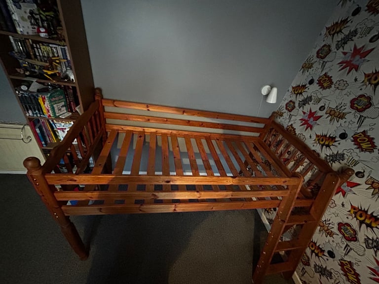 Wooden midsleeper single bed frame