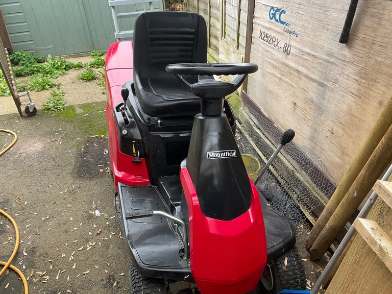 Mountfield 827M
