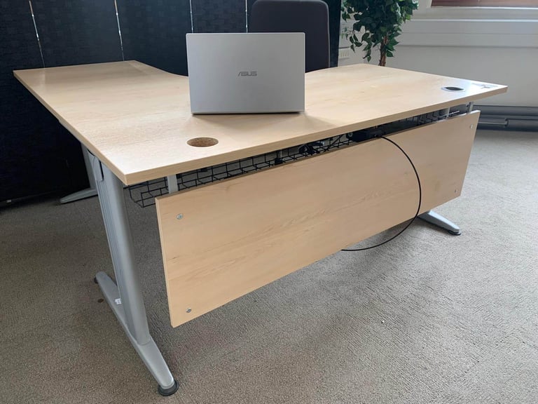 4x £95 each Brown Computer Office Corner Desk, L shaped home office workstation table  160cm x 120cm