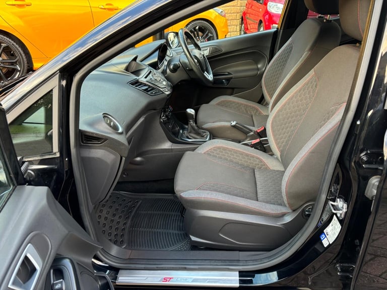 2017 Ford Fiesta 1.0T EcoBoost ST-Line Euro 6 (s/s) 5dr HATCHBACK Petrol Manual