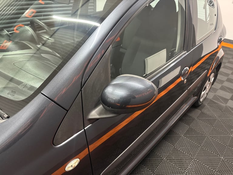 2006 Toyota AYGO 1.0 VVT-i + 5dr MMT HATCHBACK Petrol Automatic