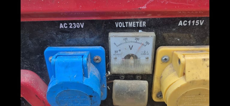Clarke generator 3kva 7hp