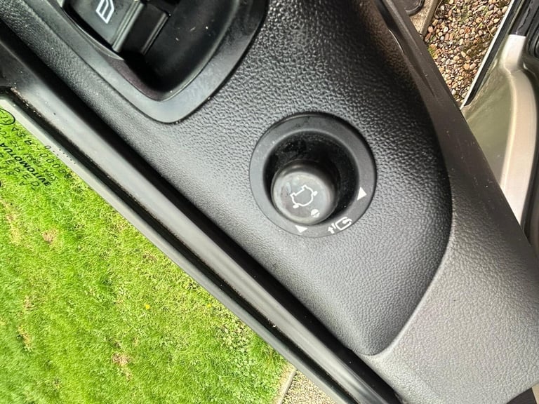 2020 Ford Transit Custom 2.0 300 EcoBlue Limited Crew Van Auto L1 H1 Euro 6 (s/s) 5dr PANEL VAN D...