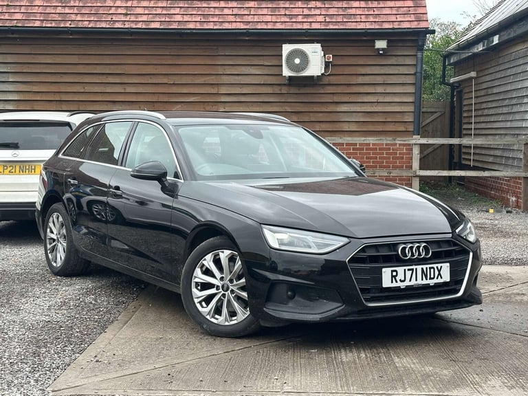 2022 Audi A4 2.0 35 TFSI MHEV Technik ESTATE Estate Petrol Manual