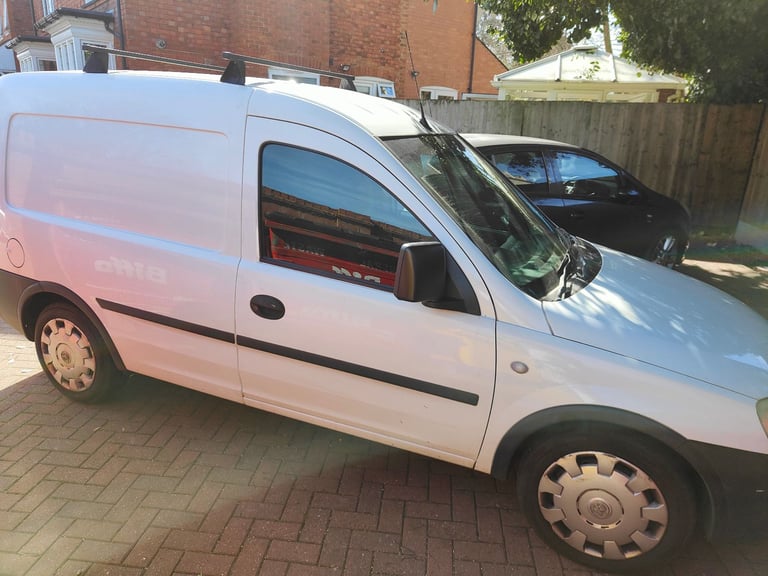 Vauxhall, COMBO, Car Derived Van, 2011, Manual, 1686 (cc)