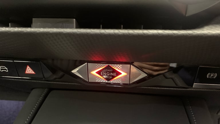 2025 DS Automobiles DS 4 1.6 E-TENSE 12.4kWh Rivoli Hatchback 5dr Petrol Plug-in Hybrid EAT8 Euro...