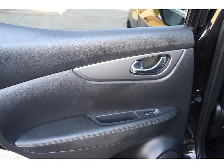 2019 Nissan Qashqai DIG-T Tekna SUV Petrol Manual