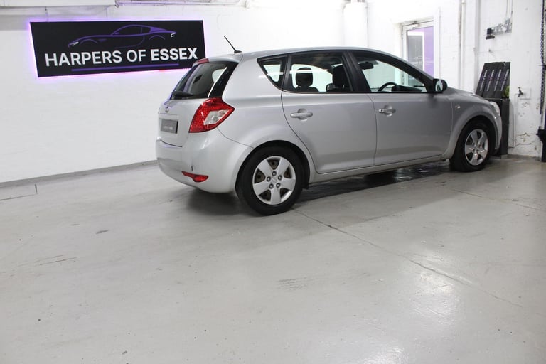 2010 Kia Ceed 1.4 1 Euro 4 5dr HATCHBACK Petrol Manual