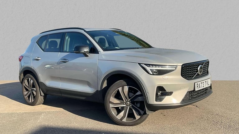 image for 2024 Volvo XC40 2.0 B3P Ultimate Dark 5dr Auto Estate Petrol Automatic