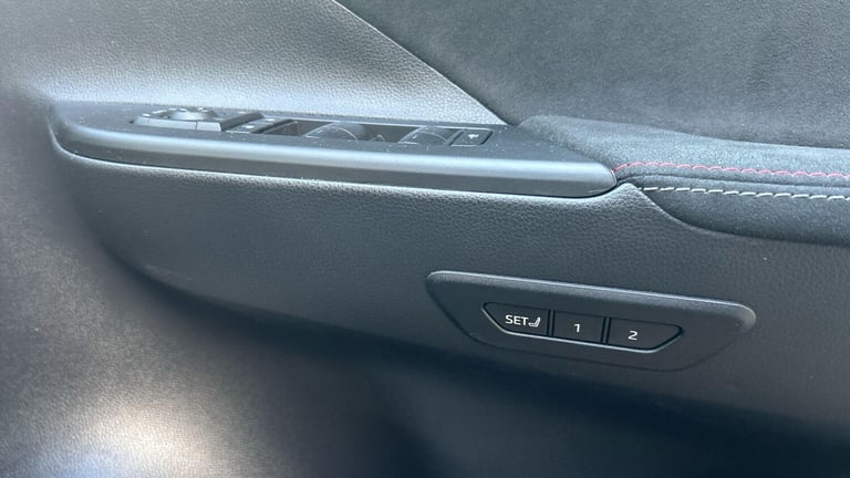 2025 Toyota C-HR 2.0 VVT 13.6kWh GR SPORT CVT Euro 6 (s/s) 5dr HATCHBACK Petrol/Electric Hybrid A...