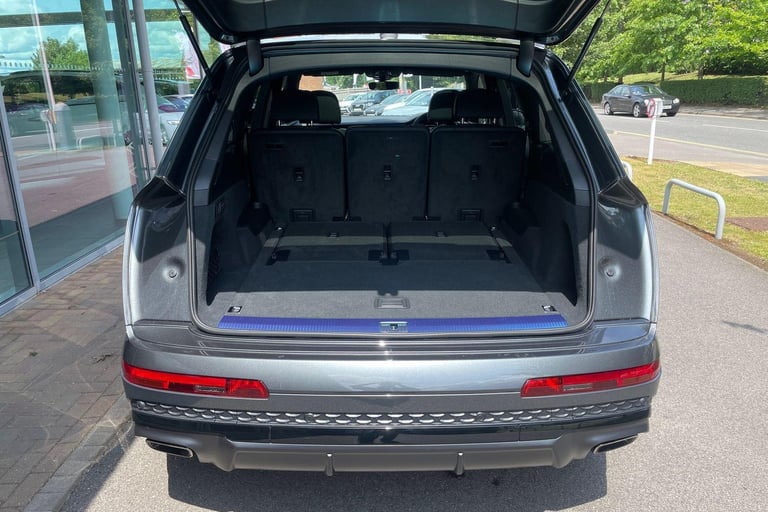2025 Audi Q7 3.0 TFSI V6 55 Black Edition SUV 5dr Petrol Tiptronic quattro Euro 6 (s/s)  ESTATE P...