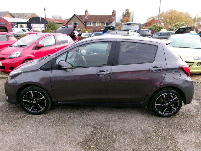 2015 Toyota Yaris 1.33 VVT-i Sport 5dr HATCHBACK PETROL Manual