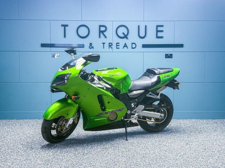 2000 W KAWASAKI ZX-12R NINJA 1199CC - 4820 MILES - ONE OWNER - COLLECTOR BIKE