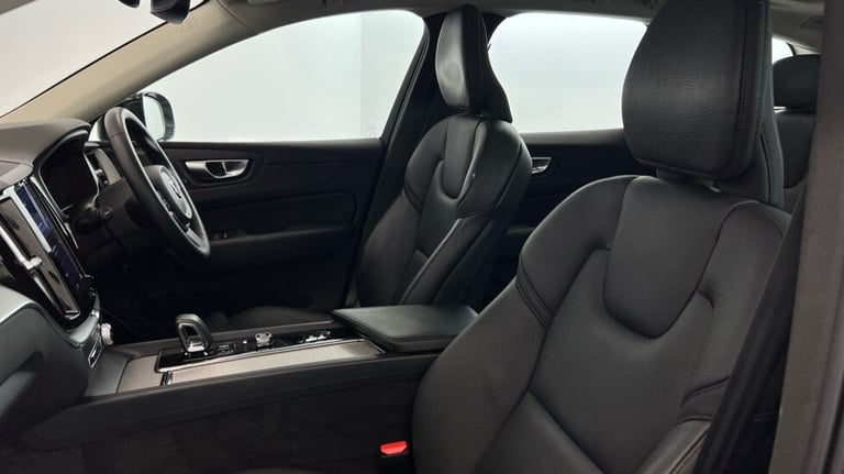 2023 Volvo XC60 2.0 T6 [350] RC PHEV Plus Dark 5dr AWD Geartronic ESTATE PETROL/ELECTRIC Automatic