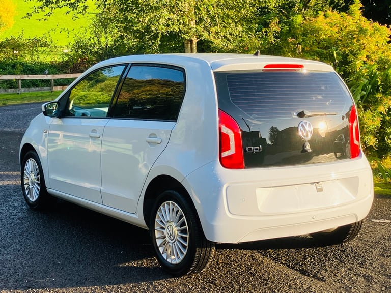 2013 VOLKSWAGEN UP HIGH 1.0 DSG Auto 5dr **MEGA SPEC - IMMACULATE - ONLY 52k**