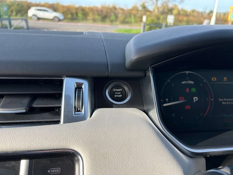 2016 Land Rover Range Rover Sport 3.0 Range Rover Sport HSE SDV6 Auto 4WD 5dr SUV Diesel Automatic