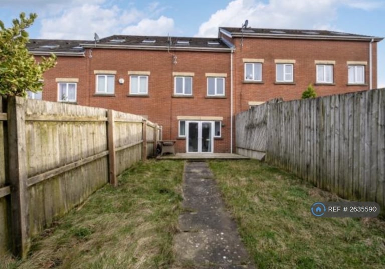 3 bedroom house in Hulton Vale, Bolton, BL3 (3 bed) (#2635590)