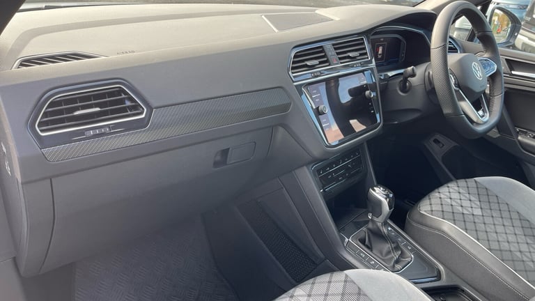 2022 Volkswagen Tiguan 1.5 TSI 150 R-Line 5dr DSG - Heated Front Seats - 