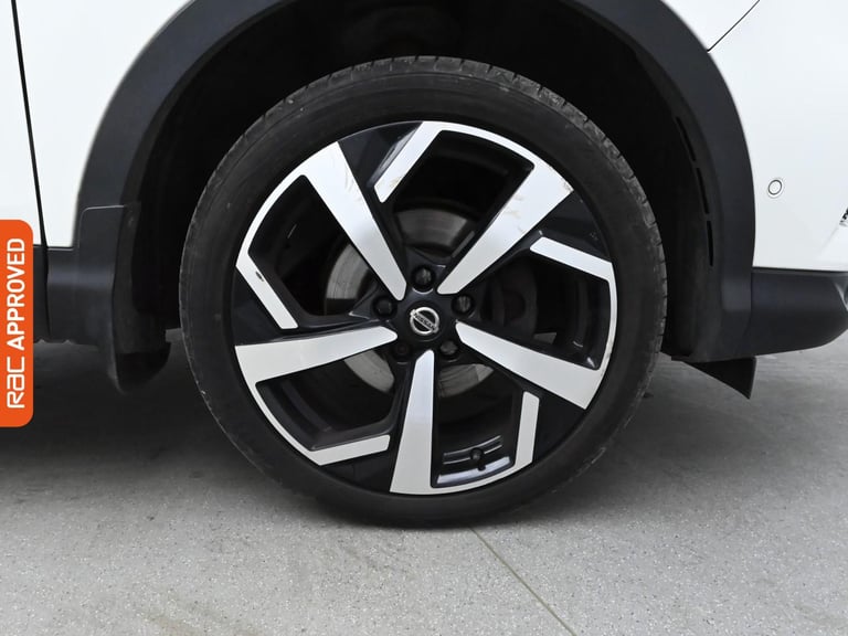2018 Nissan Qashqai 1.2 DIG-T Tekna SUV 5dr Petrol Manual Euro 6 (s/s) (115 ps) SUV PETROL Manual