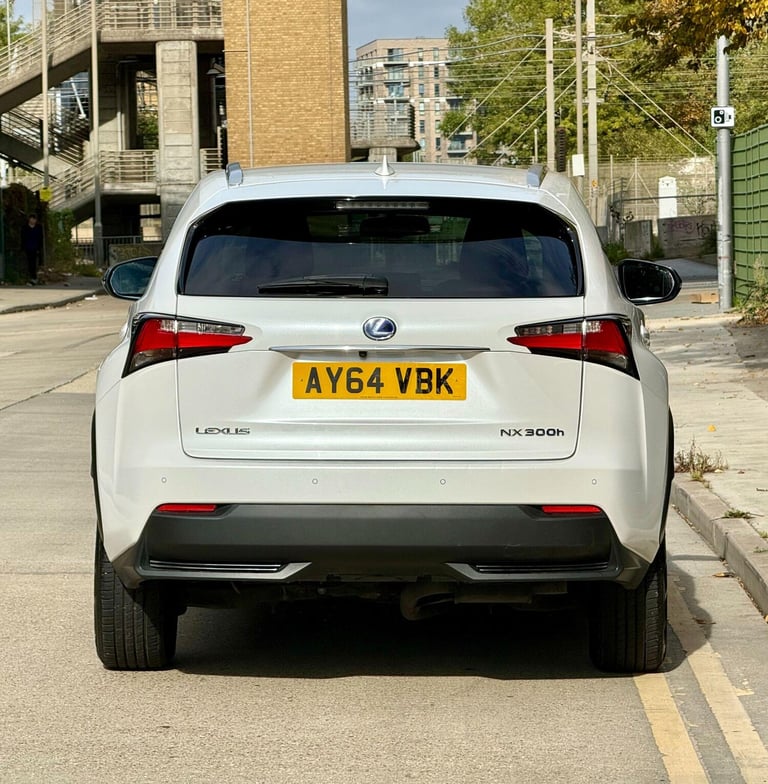 2014 Lexus NX 2.5 300h F Sport SUV 5dr Petrol Hybrid E-CVT 4WD Euro 6 (s/s) (197 ps) ESTATE Petro...