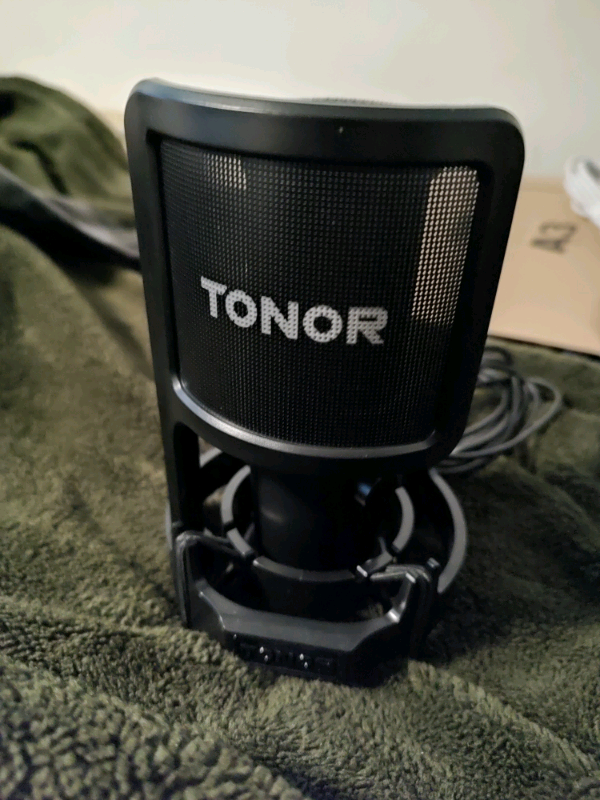 Tonor stand alone microphone 