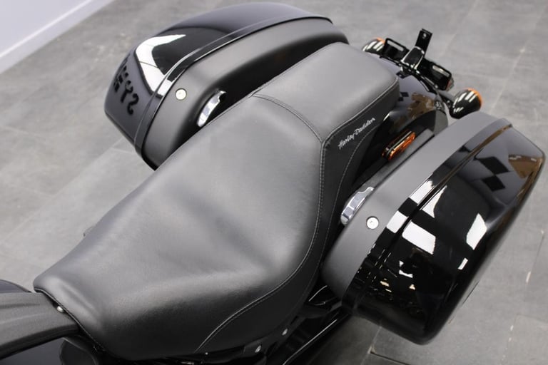 2022 Harley-Davidson FXLRST Low Rider ST in Vivid Black 