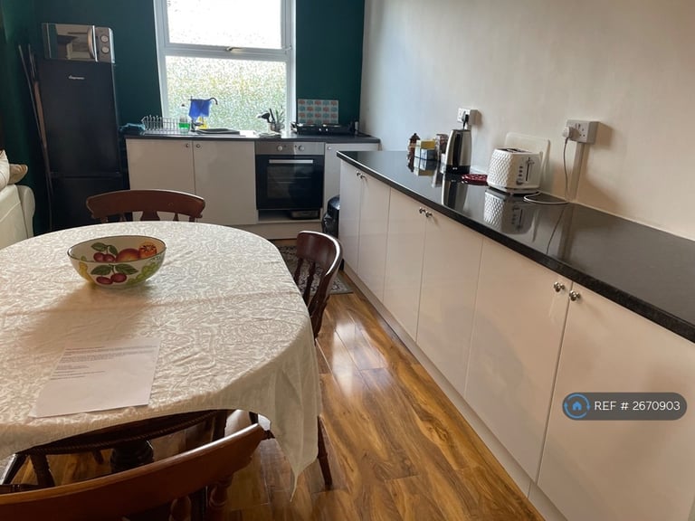 1 bedroom in Nant Heddwch, Garndolbenmaen, LL51 (#2670903)