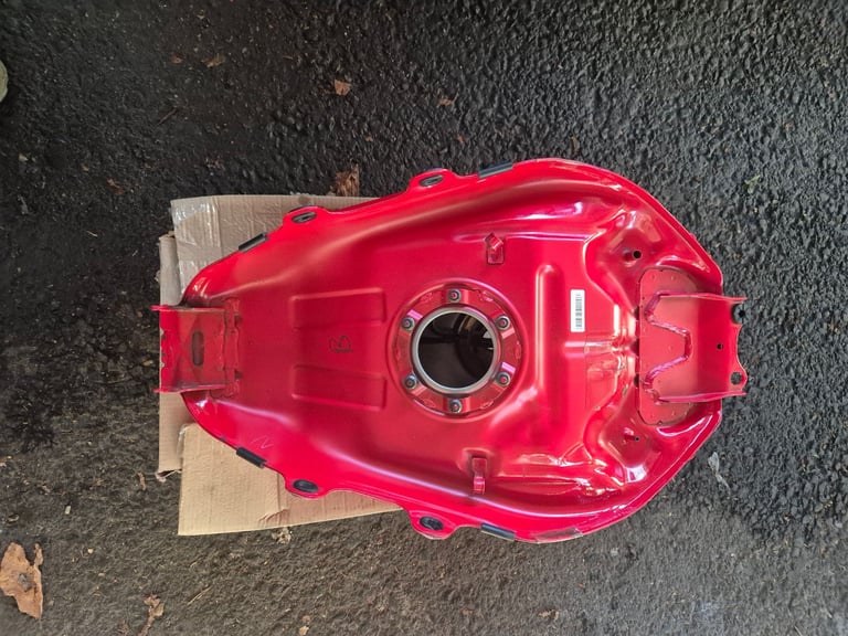Honda Cbr500r Ra-f red fuel tank