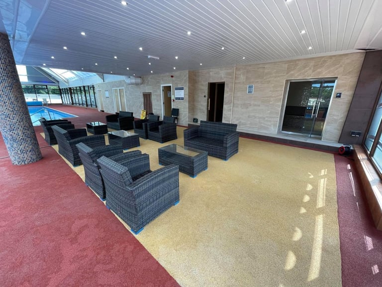 OWNER ONLY CARAVAN PARK / SITED STATIC CARAVAN FOR SALE / NORTH WALES / LL17 0EW