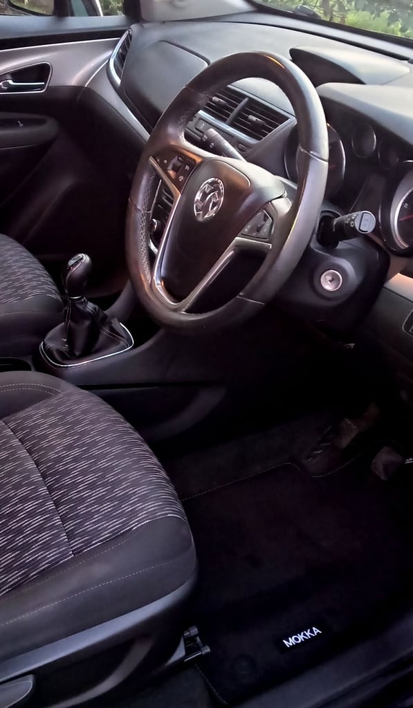 Vauxhall, MOKKA, 2014, Manual, Diesel, 1686 (cc), 5 doors, £35 A Year Road Tax