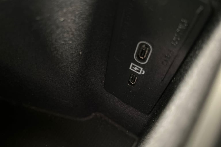 2022 Volvo V90 Plus, B4 mild hybrid, Petrol, Dark ESTATE Petrol/Electric Hybrid Automatic