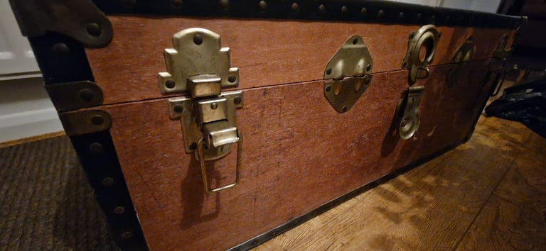 Large Chest / Overpond Trunk 1940s wood Metal Storage / Coffee Table 36"