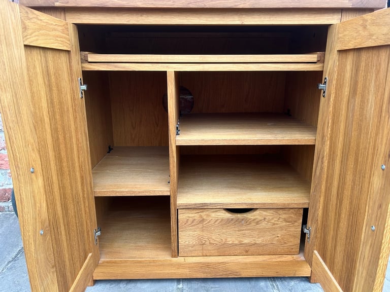 Rustic Solid Oak Computer Desk - Excellent Condition 