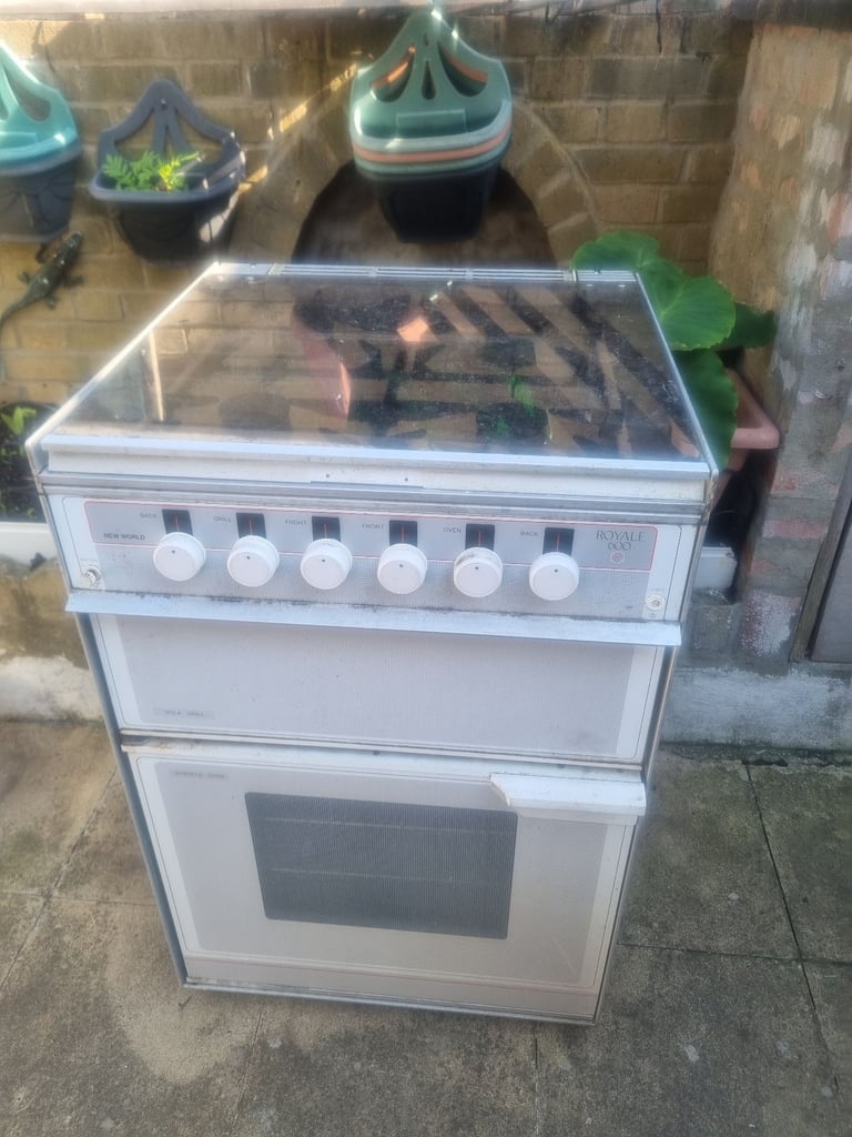 image for Free Gas Cooker **Pending Collection by 4pm today