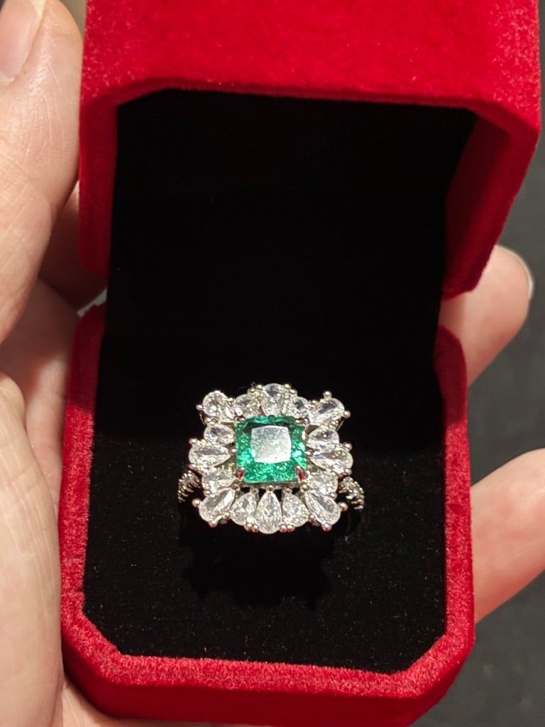 Sterling Silver Paraiba Tourmaline Ring 