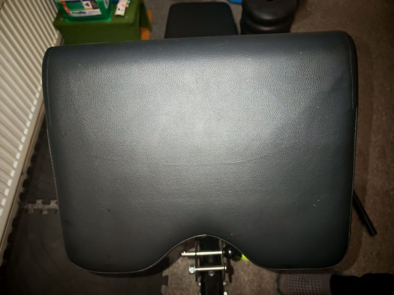 Strongway kettlebell and Wright bench