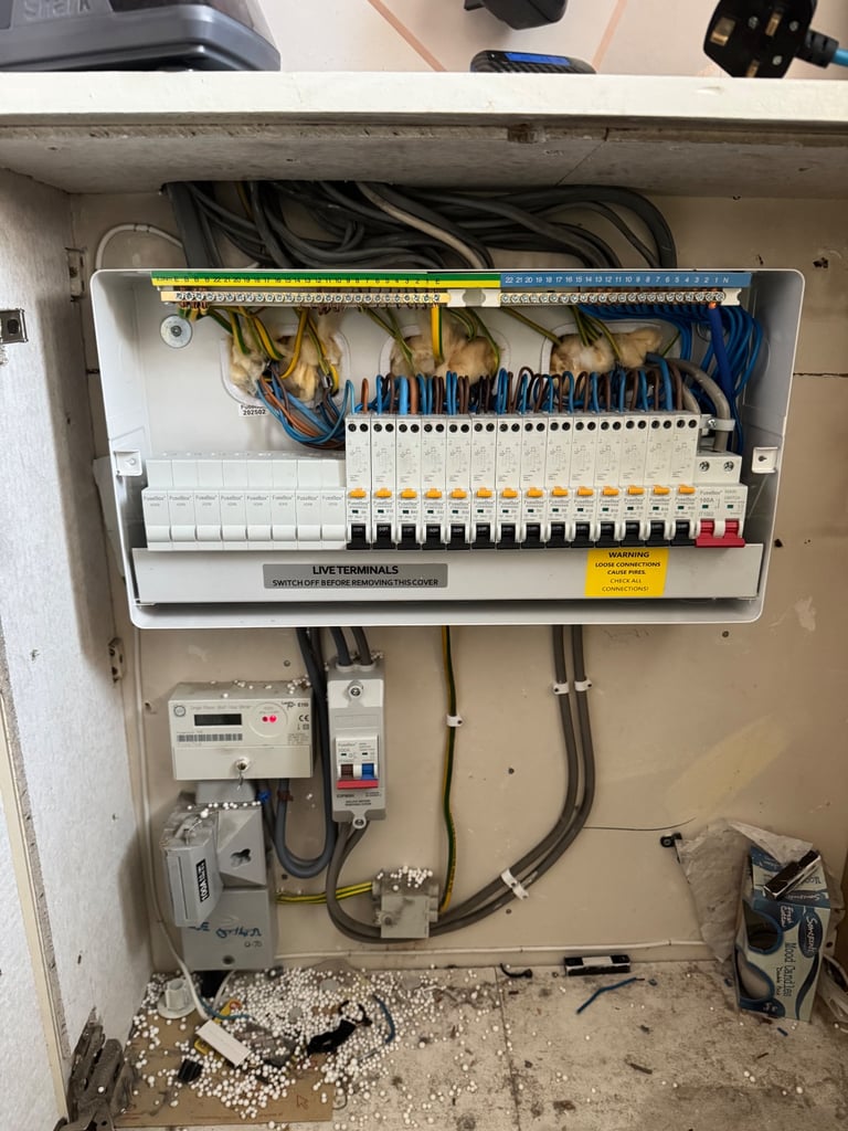 Electrician, electrical Inspection. EICR. Electrical testing 