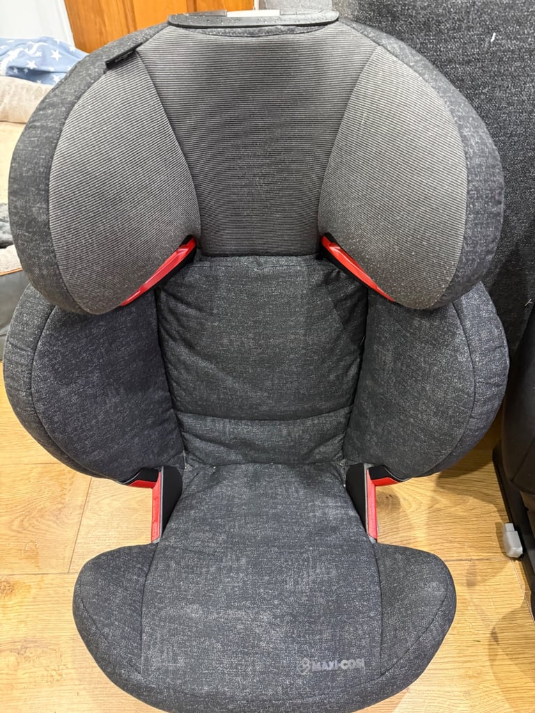 Maxi cosi car seats