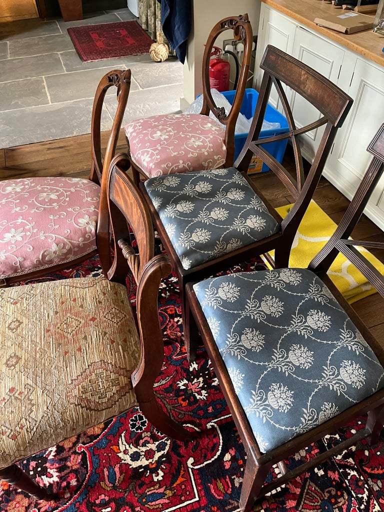 image for 5 random vintage chairs