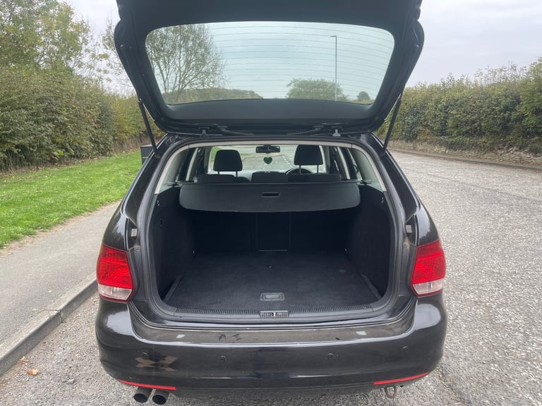 Volkswagen, GOLF, Estate, 2010, Semi-Auto, 1968 (cc), 5 doors