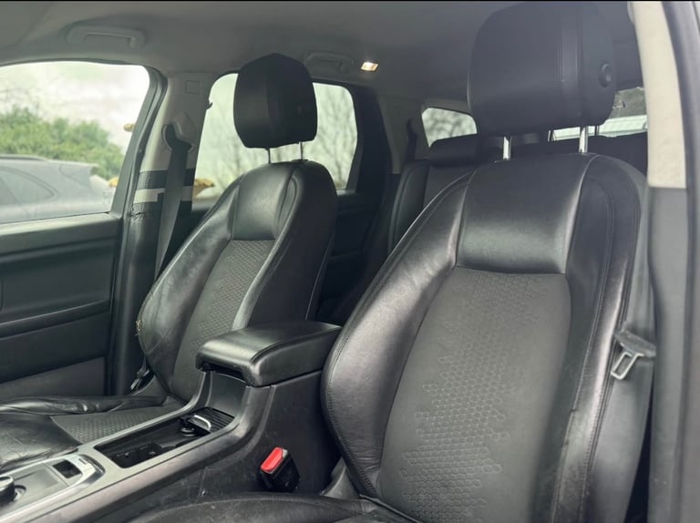 2019 Land Rover Discovery Sport  Manual
