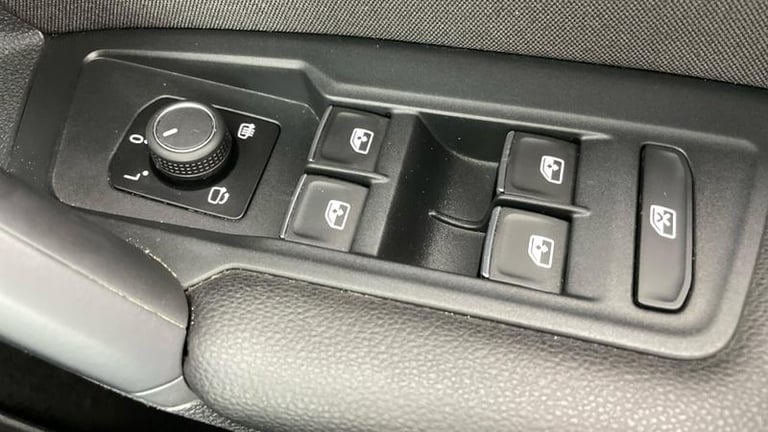 2019 Volkswagen Tiguan 2.0 TDi 150 4Motion SEL 5dr DSG ESTATE DIESEL Automatic