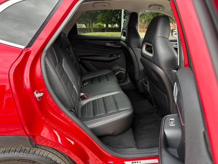 2023 MG MG HS 1.5 T-GDI Trophy SUV 5dr Petrol DCT Euro 6 (s/s) (162 ps) ESTATE Petrol Automatic